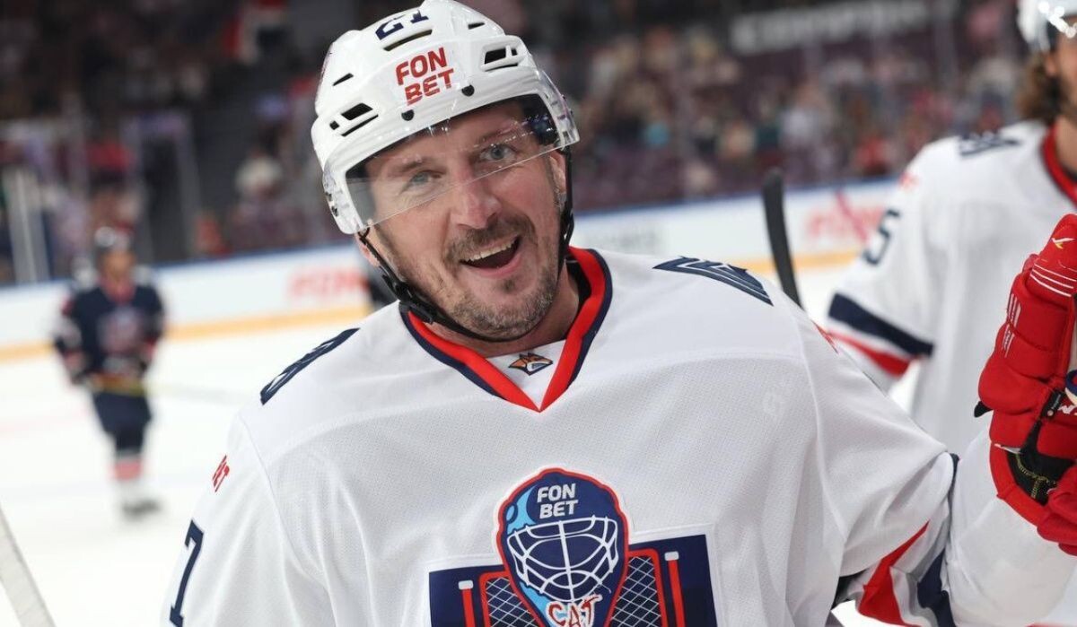     Игорь Григоренко. Источник: rbc.ru Автор фото: Владимир Беззубов / КХЛ