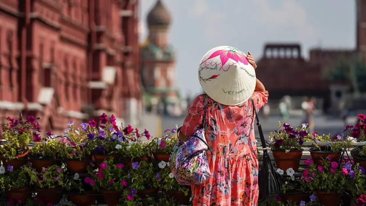    Погода в Москве.