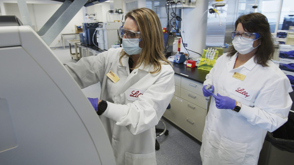    Почему дети верят в фейковые исследования о COVID