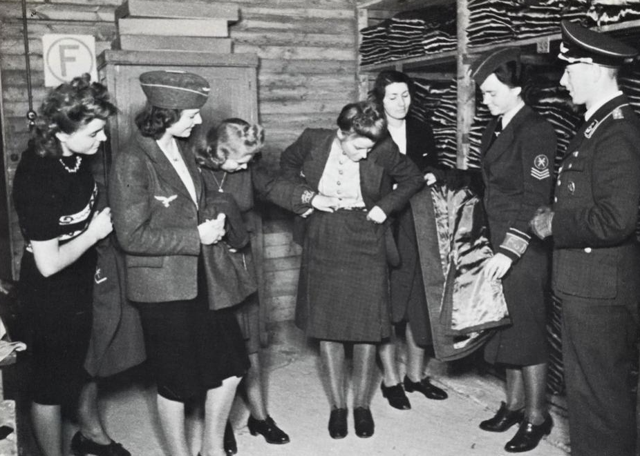 Для иллюстрации