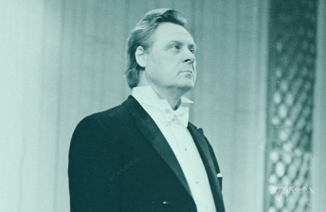 Солист ГАБТ СССР А.П. Огнивцев во время выступления в Концертной студии «Останкино» / Москва, 21 сентября 1973 г. / Фотограф: Б.Е. Вдовенко / РГАКФФД. Арх.№ 0-380247