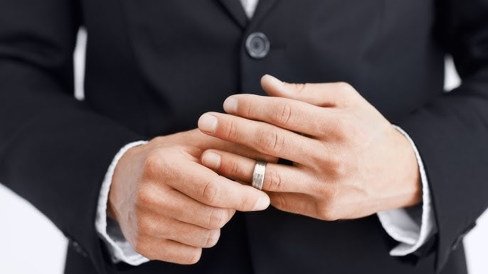 «Мы давно не живем вместе»: что нужно знать перед тем, как начинать отношения с «практически разведенными»