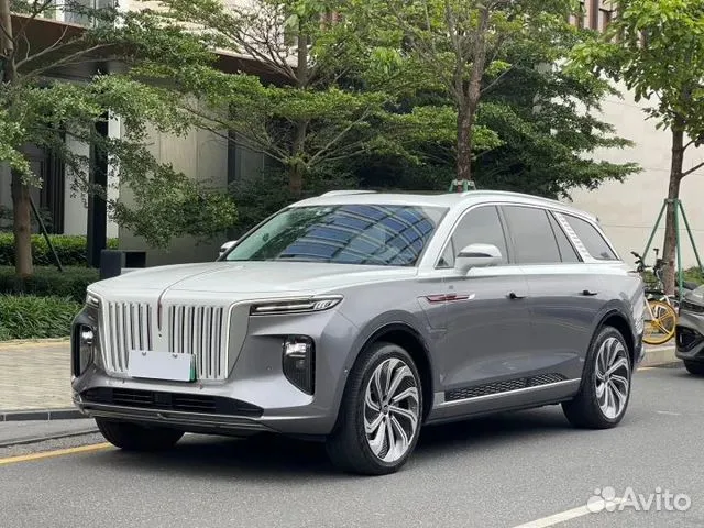 автомобиль "Хунци" Yandex.ru