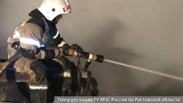 Начавшийся из-за БПЛА пожар на крыше жилого дома в Ростове-на-Дону локализован