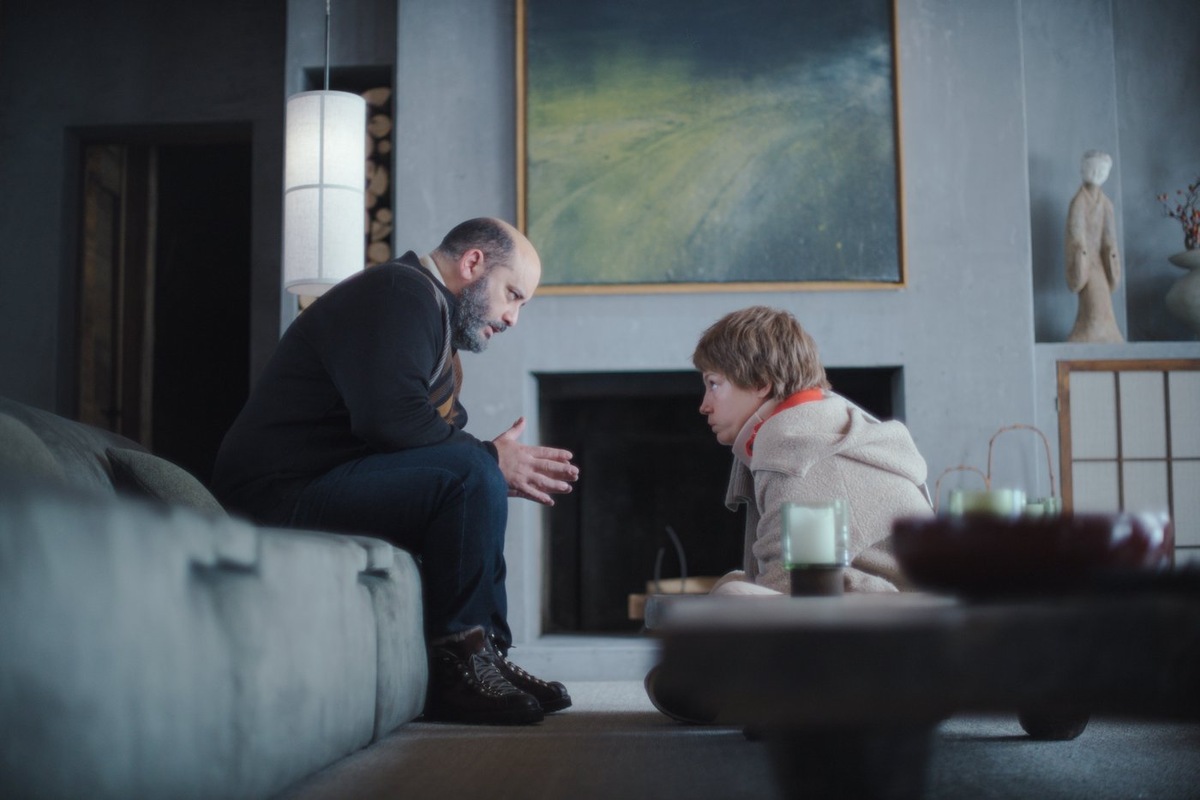 Случай с фортепиано 2025 фильм - Отзыв и трейлер, психологические драмы о блогерах, фильмы про журналистов и медиа