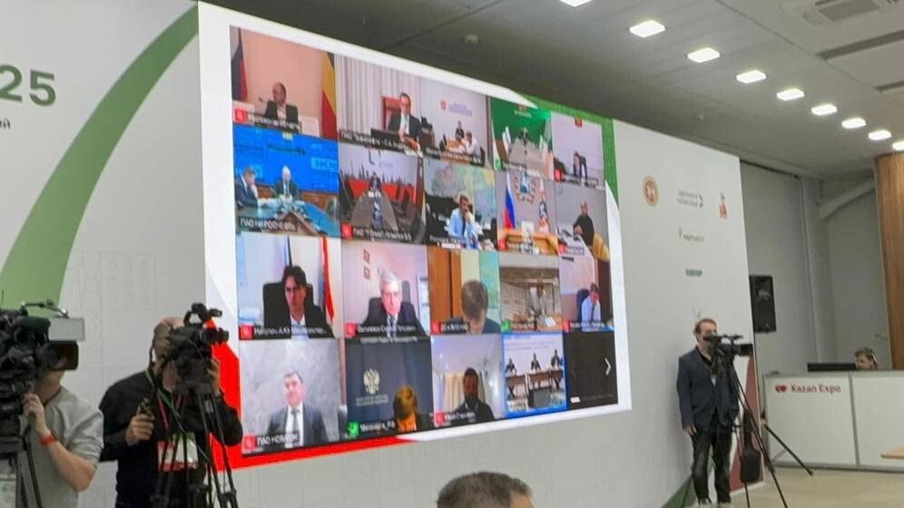    Участниками заседание комиссии Госсовета по направлению «Энергетика» в Казани стали представители федеральных органов власти, Государственной думы, профильных агентств и крупнейших компаний отрасли / Источник: Пресс-служба главы Республики Саха (Якутия) и правительства Республики Саха (Якутия)