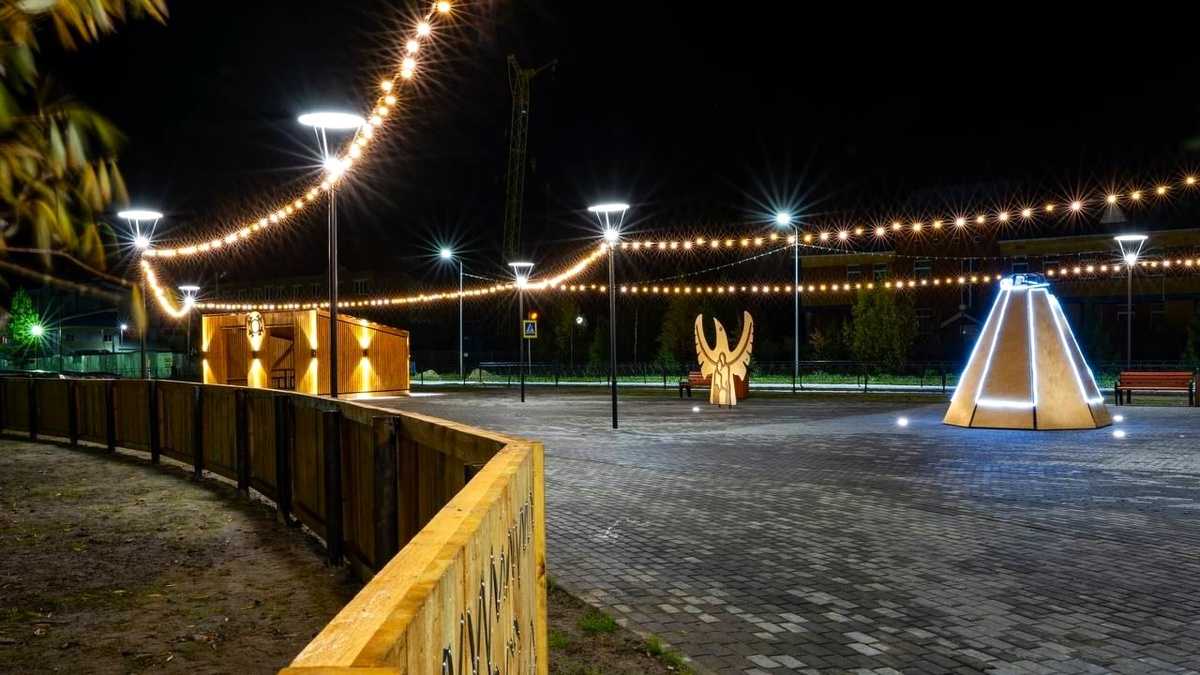    В Сосновке Белоярского района заканчивают благоустройство парка