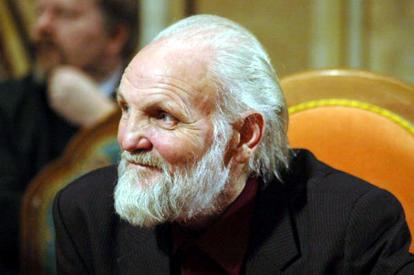 Владимир Крупин: ГЛАГОЛЮТ ДОБРО