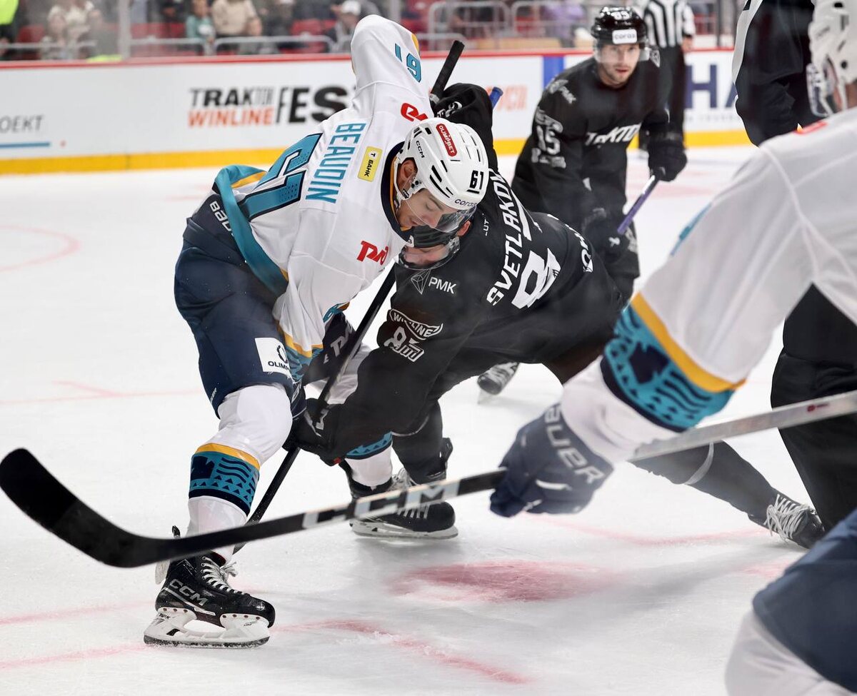 Фото Юлии Боровиковой (Вечерний Челябинск)