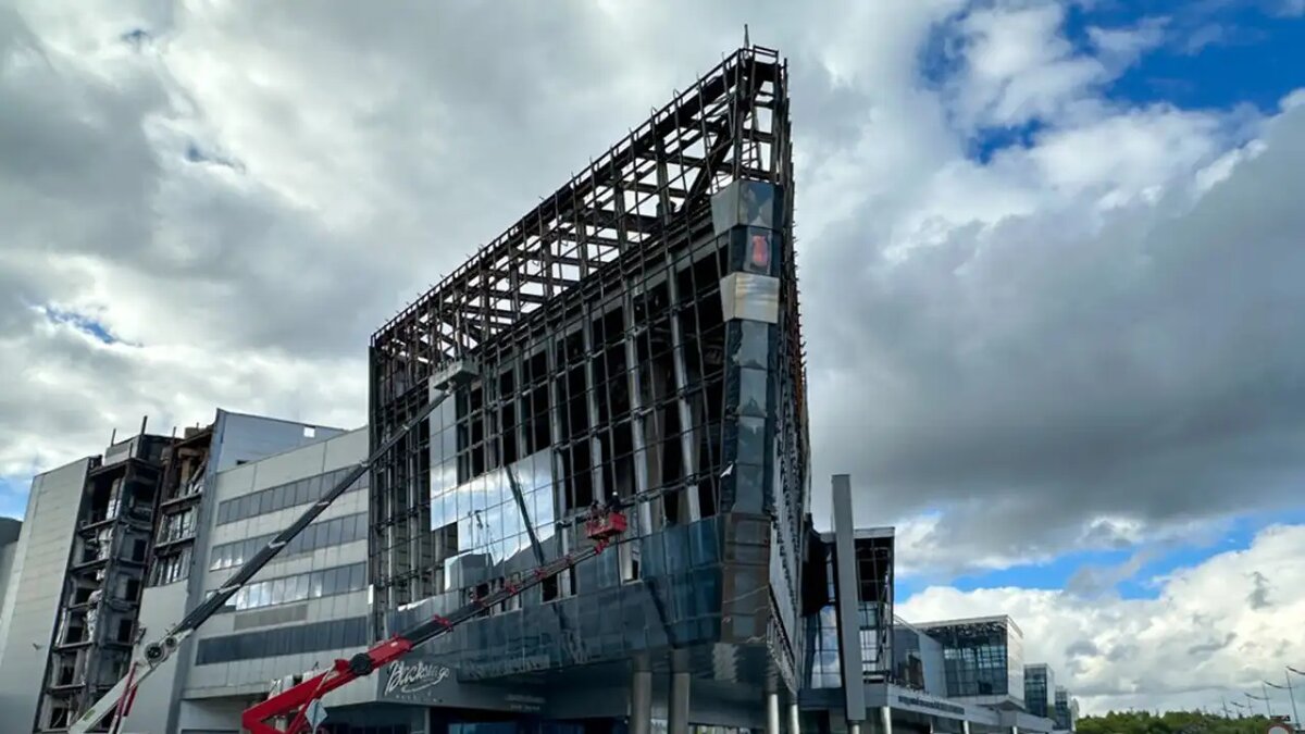    "Крокус Сити Холл"