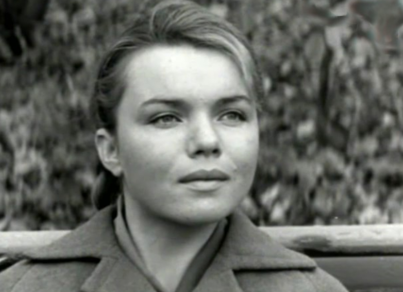 кадр из фильма «Осенние свадьбы»