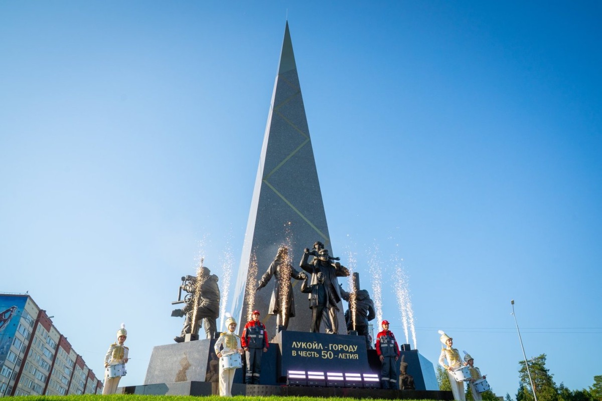    Губернатор Югры принял участие в открытии новых объектов в честь 50-летия Когалыма