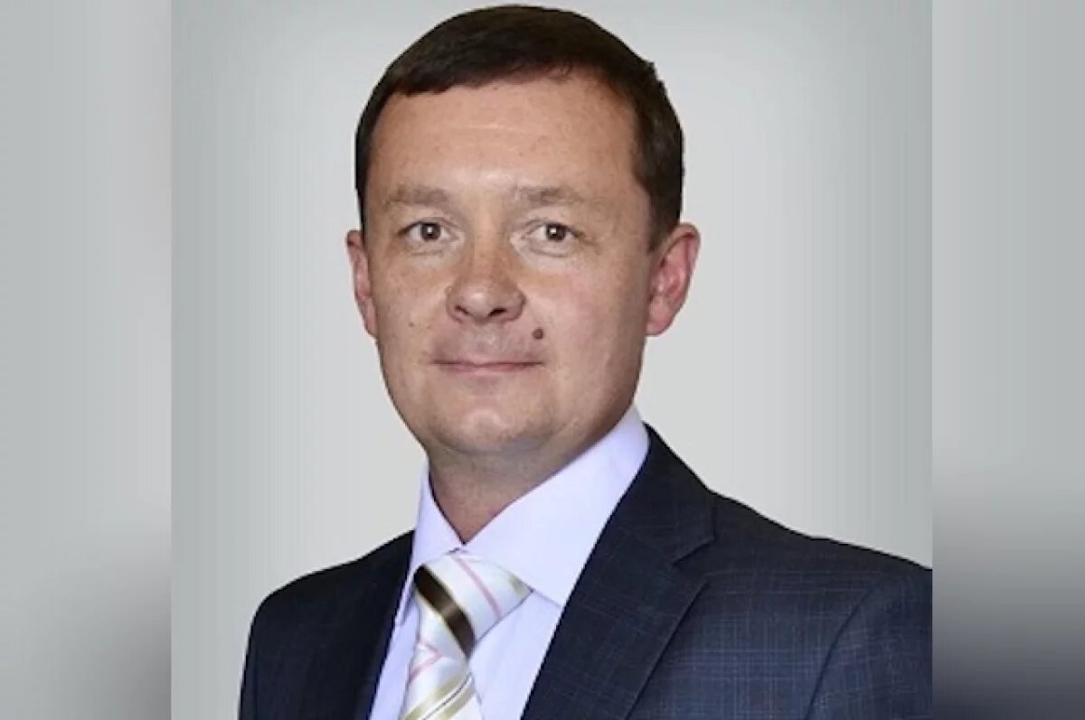    Оставшийся без работы экс-глава Михайловки меняет властную ориентацию