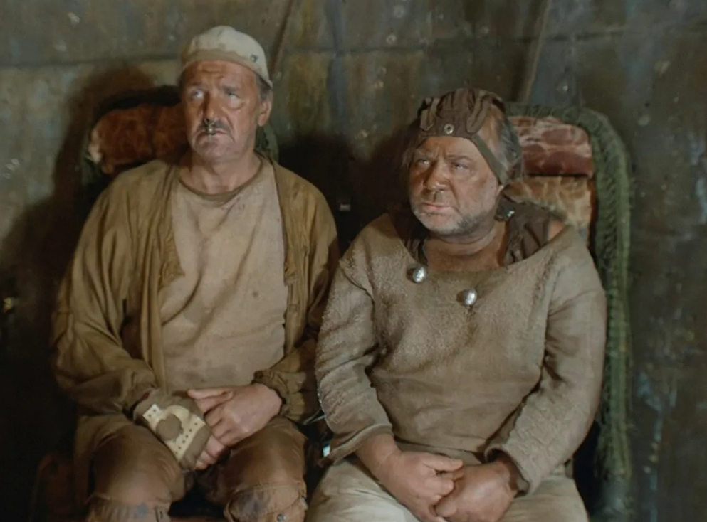 Кадр из фильма "Кин-дза-дза!". Яндекс картинки.