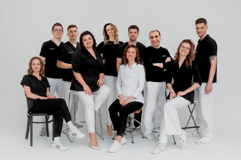 Команда врачей клиники iOrtho