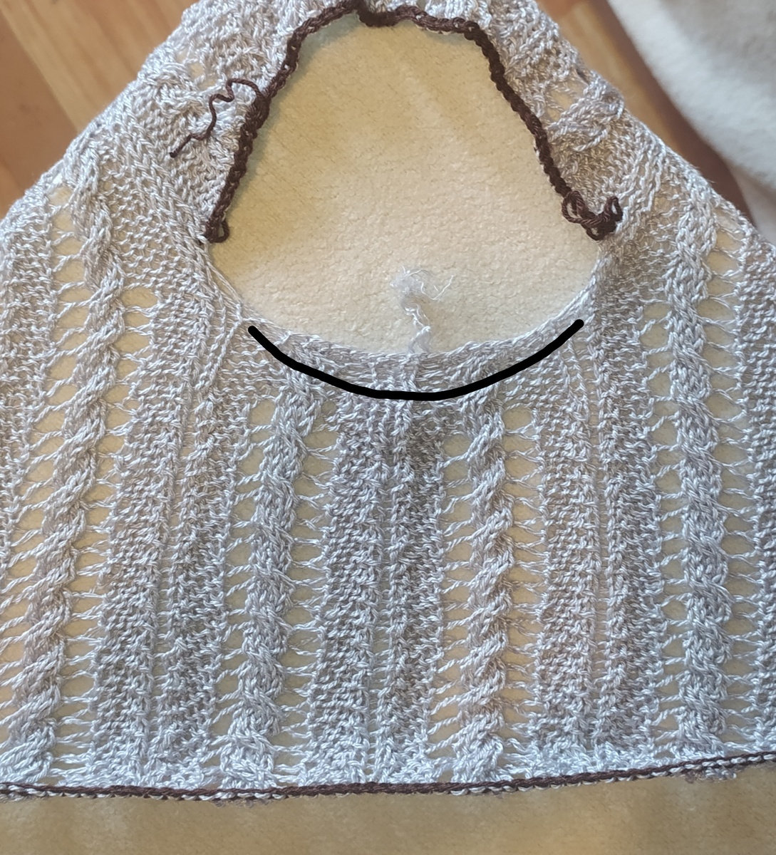 Чёрным выделен подрез правой стороны