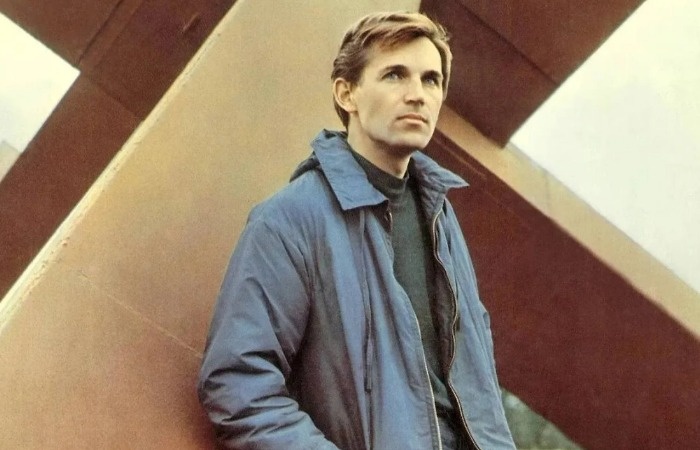 Станислав Любшин