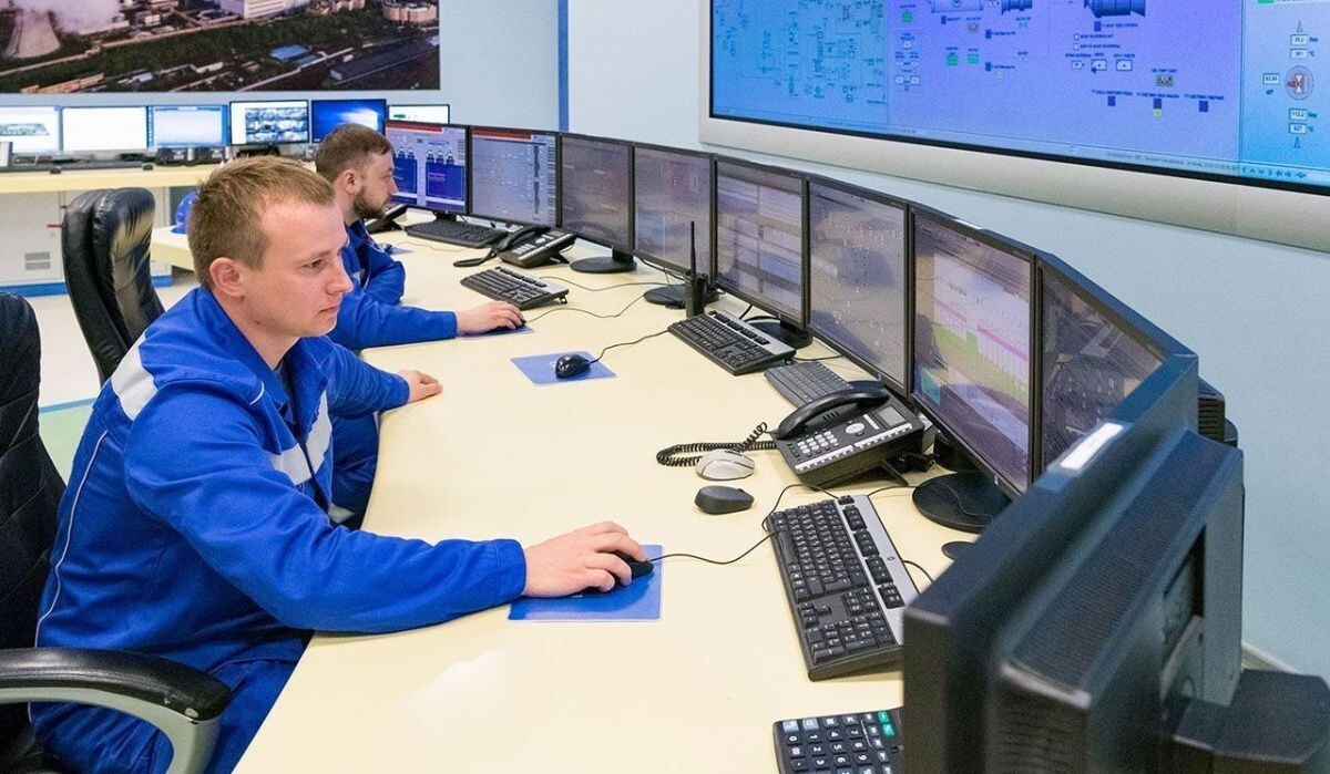     Сотрудники энергетического предприятия. Источник: mos.ru Автор фото: Пресс-служба Мэра и Правительства Москвы