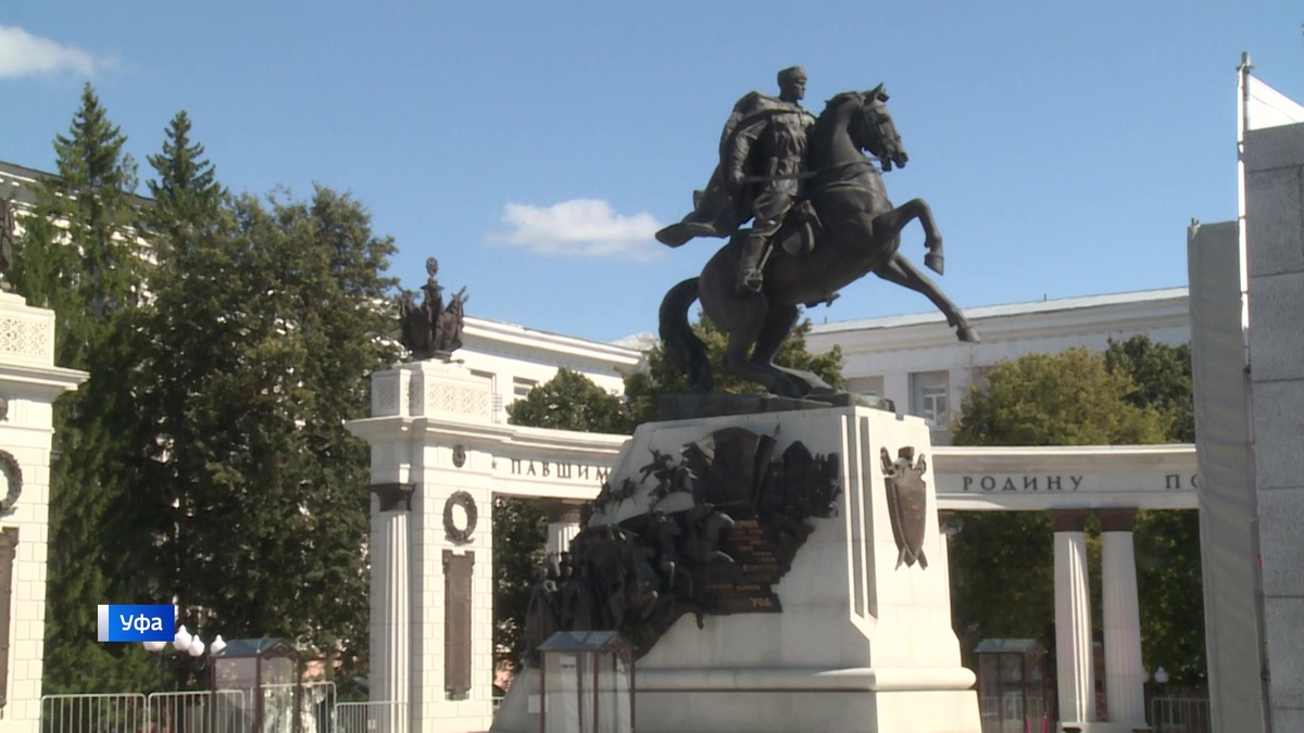    В Башкирии празднуют 126 лет со дня рождения Героя России, генерал-майора Минигали Шаймуратова