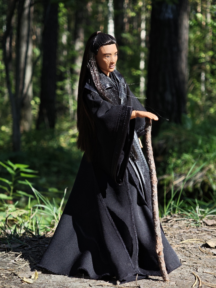 Barbie Looks #17 Брендон в роли небожителя Хань Ли