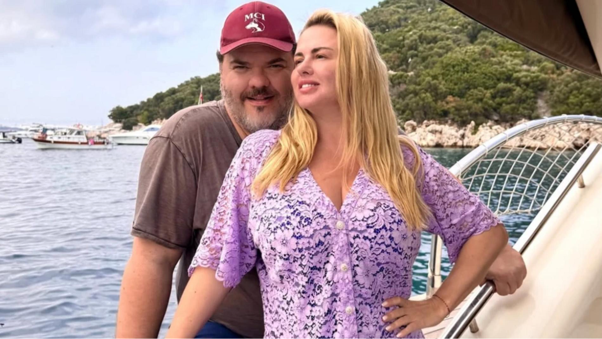    Анна Семенович и Денис Шреер. Фото: Instagram (Запрещён в РФ) @ann_semenovich