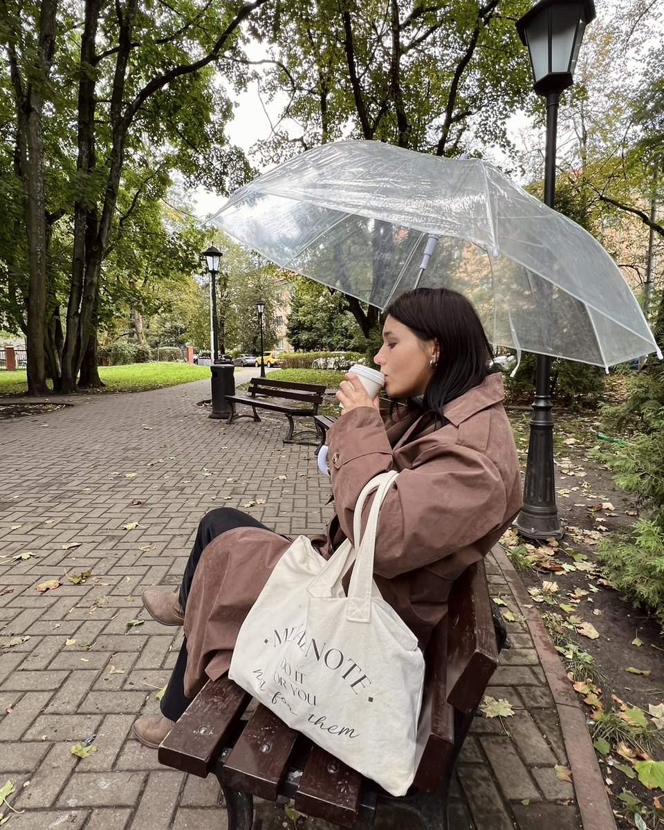 Сентябрь в Калининграде — это август, который не смог. Кажется, что это осень, пока не вышла на улицу в пальто и не поняла: лето вернулось.