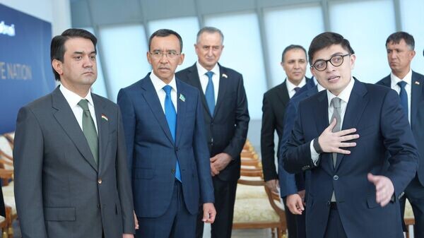    © Foto / Пресс-служба Рустама Эмомали