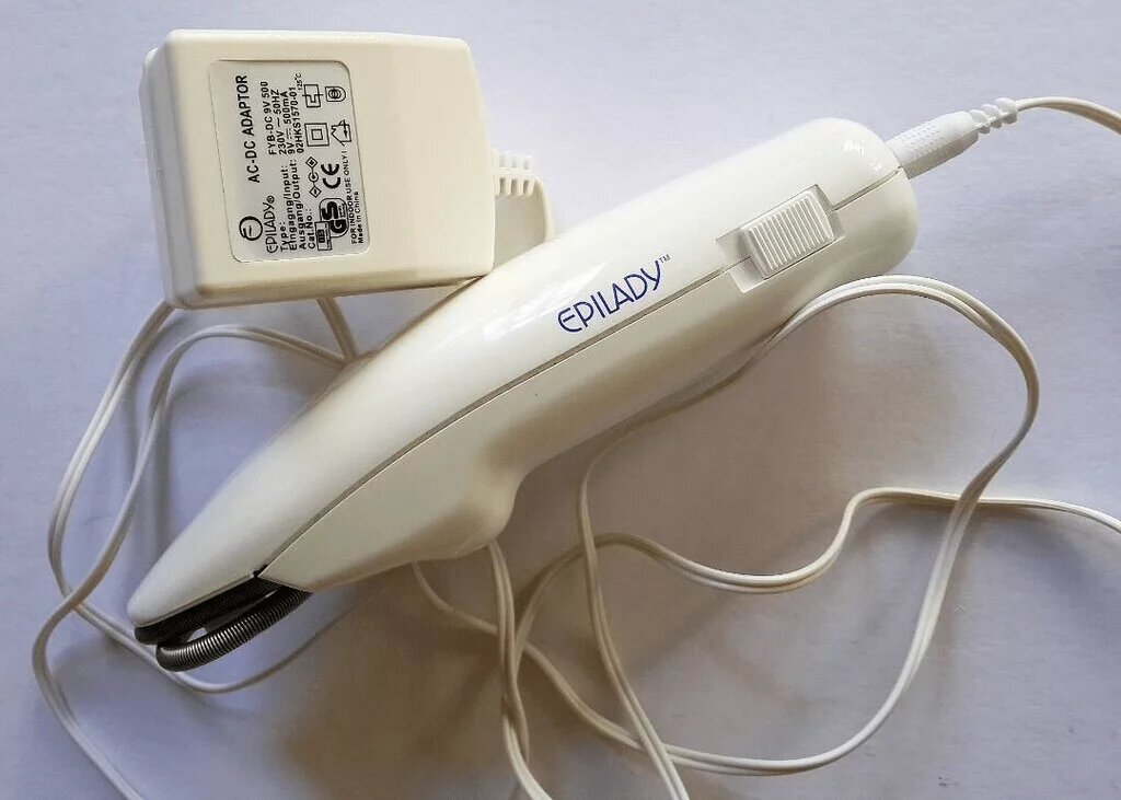 Epilady, первый в мире пинцетный эпилятор. Выпущен в 1986 израильской компанией Mepro