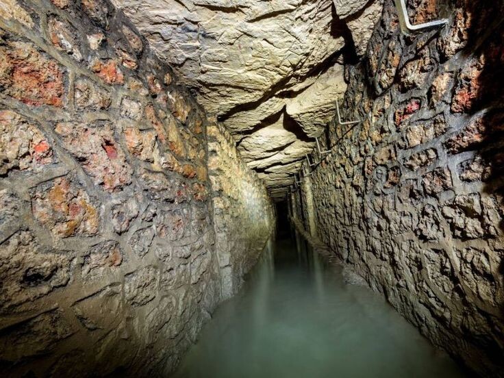 Парижские катакомбы