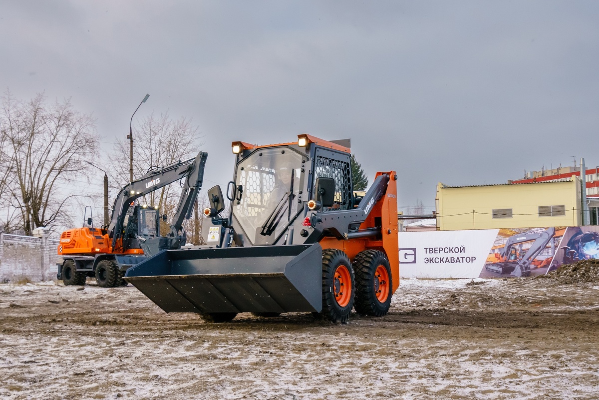 Преимущества мини-погрузчиков UMG