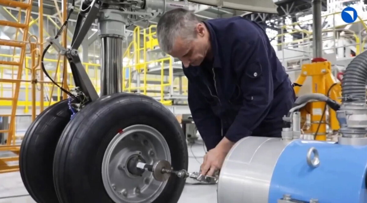   «Яковлев» завершил наземные частотные испытания импортозамещенного самолёта МС-21