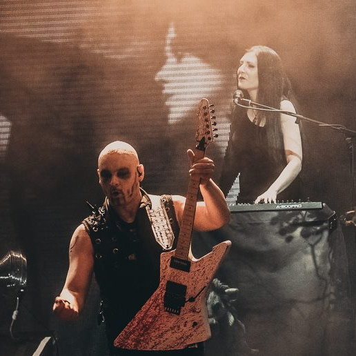     Cradle Of Filth в разгар южноамериканского тура потеряли сразу двух участников
