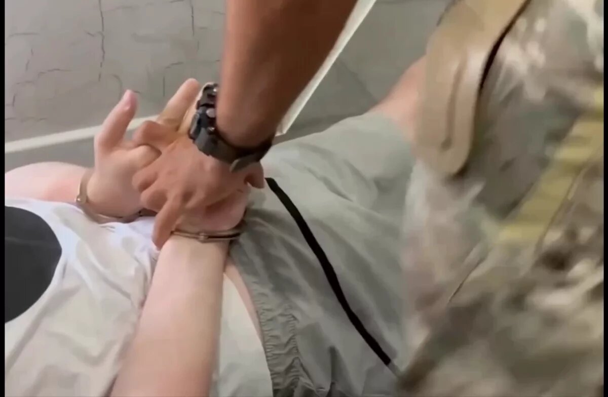    Пособник СБУ из Волгограда задержан за наводку БПЛА на аэродром в Энгельсе