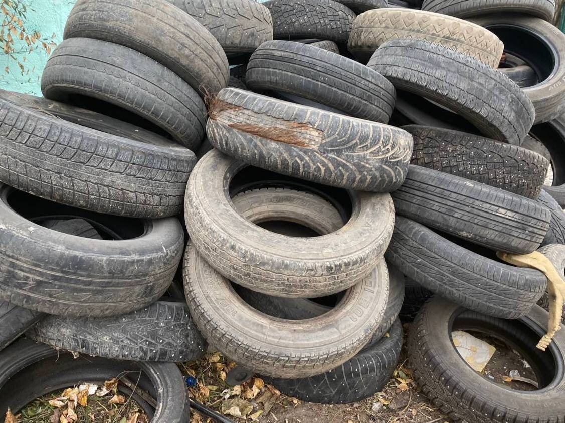     За 2025 год в Красноярском крае утилизировали больше 1000 тонн старых покрышек