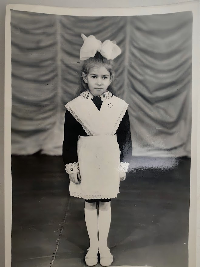 Когда в глазах - вся скорбь учащегося народа. 