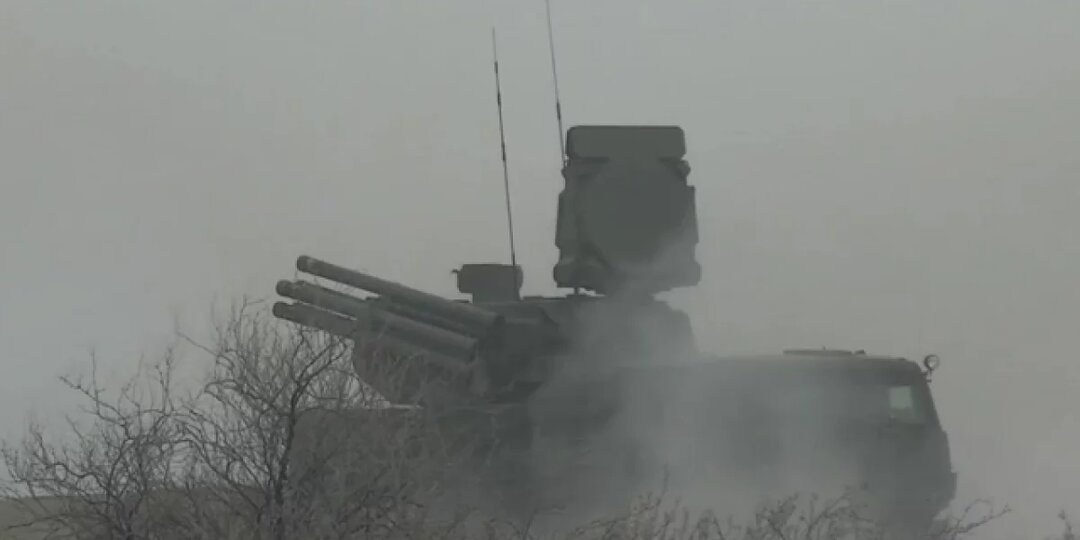 7 домов и 2 машины повреждены в посёлке под Новошахтинском после атаки БПЛА