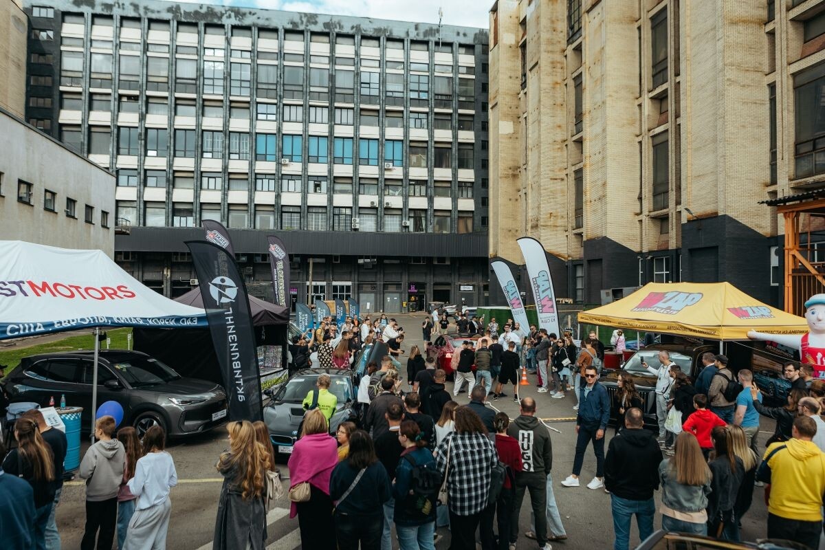 Листайте вправо, чтобы увидеть больше изображений