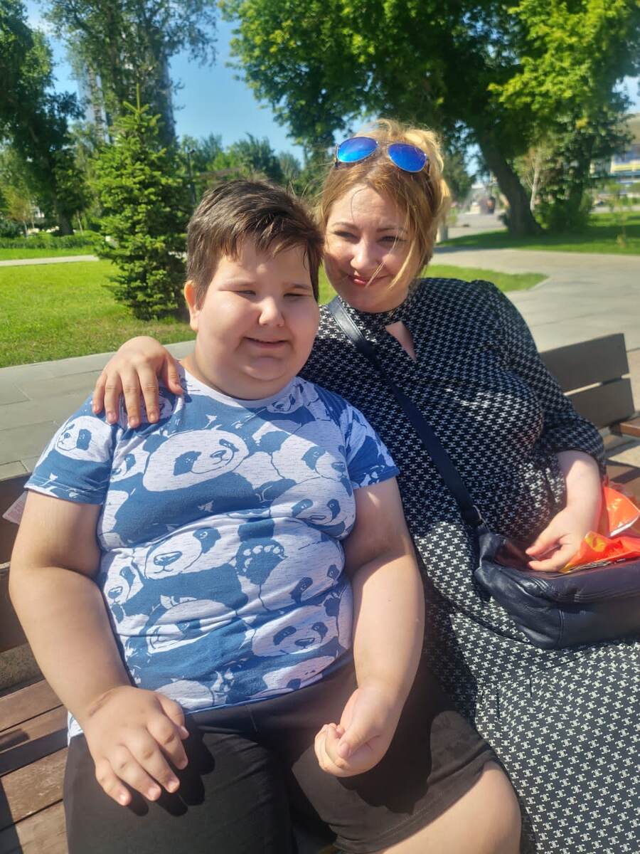 Миша с мамой Анной. Изображение из личного архива героев публикации.