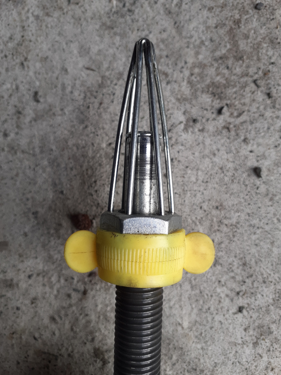 Дошипун с "заряженым шипом"