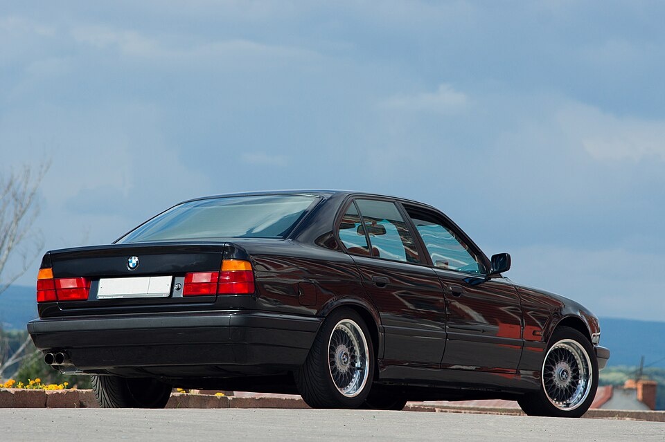 BMW E34