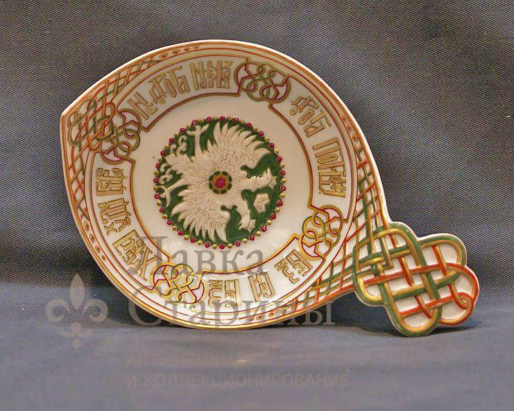 Братина, завод братьев Корниловых, 19 в., фарфор. Фото с нашего сайта dvaveka.ru