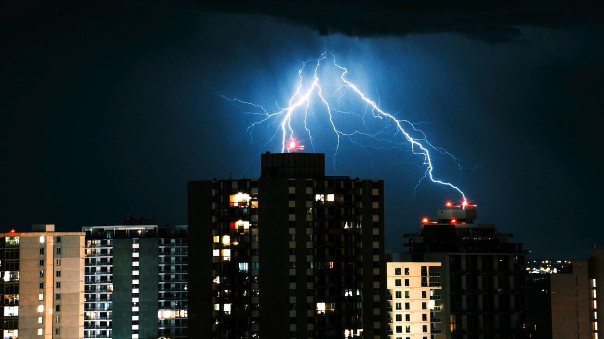    В Ханты-Мансийске за сутки выпала четверть месячной нормы осадков
