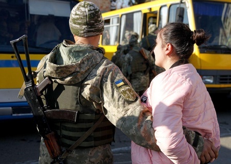    Пытки и отсутствие эвакуации: родственники пропавших без вести военных раскрыли правду о преступлениях в ВСУ