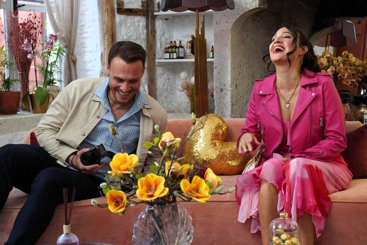 «Платоническая любовь», 2025. Фото: кадр из сериала