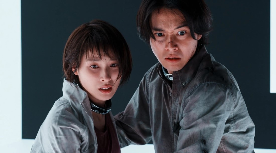     Кадр из 3 сезона сериала «Алиса в Пограничье» (2025)