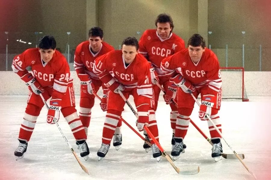 Пятерка Ларионова