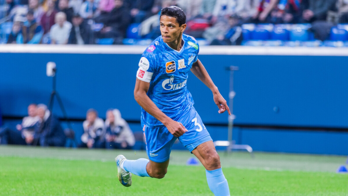 Дуглас Сантос