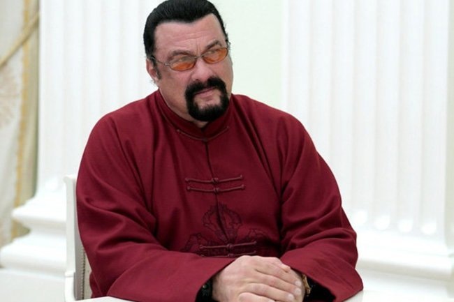    Стивен Сигал