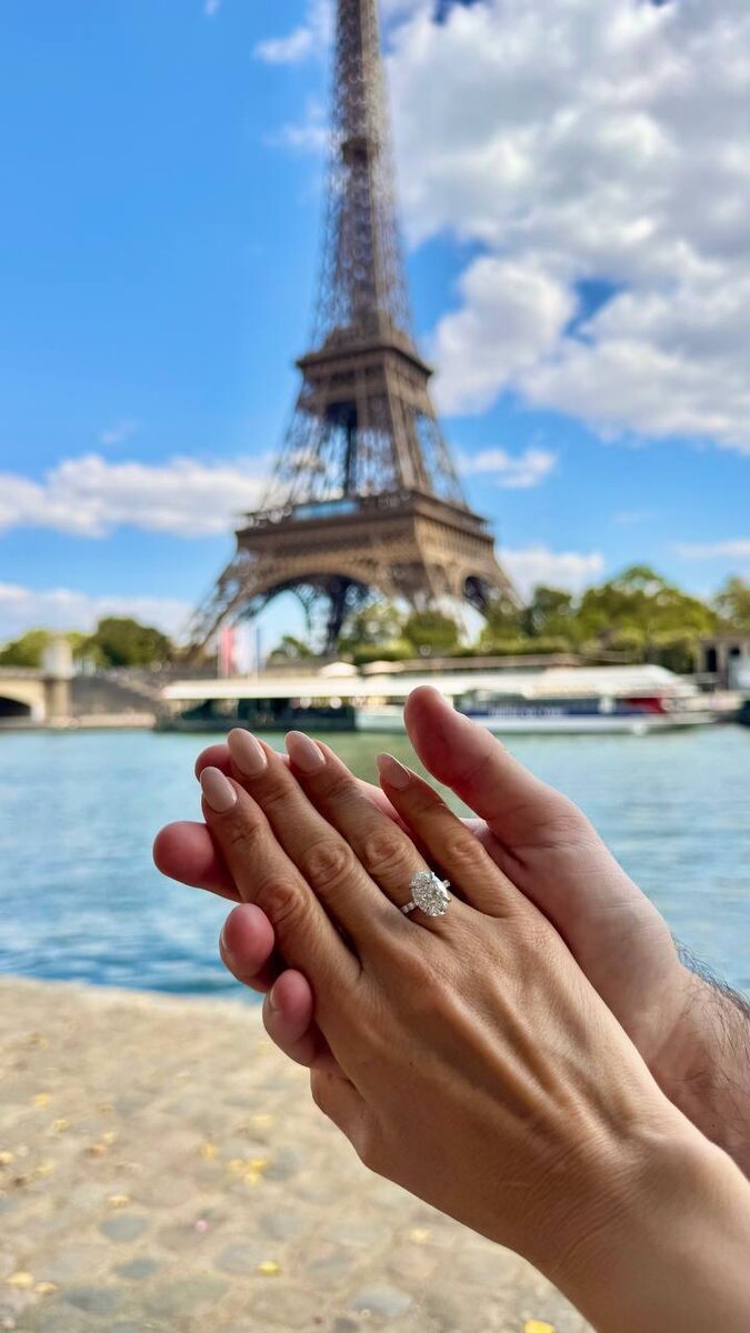 Помолвочное колечко Анфисы Чеховой. Фото: соцсети