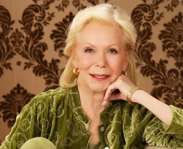 Луи́за Хей - писательница, мотивационный оратор. Источник: pinterest 